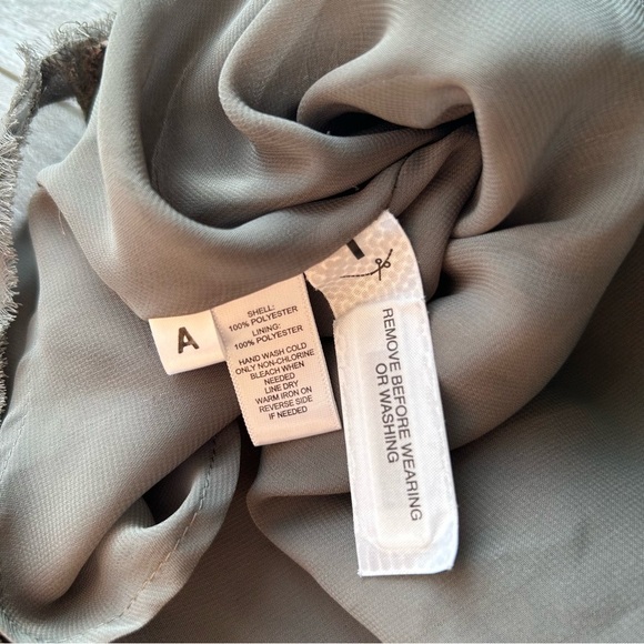 LOFT by Ann Taylor Sequin Sleeveless Tank Top - Picture 12 of 16